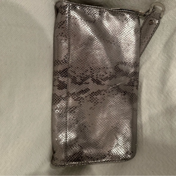 Tory Burch Reva Snake Print Shoulder Bag - Picture 4 of 5